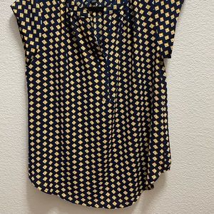 41 Hawthorne Short Sleeve Blouse in Very Good Used Condition